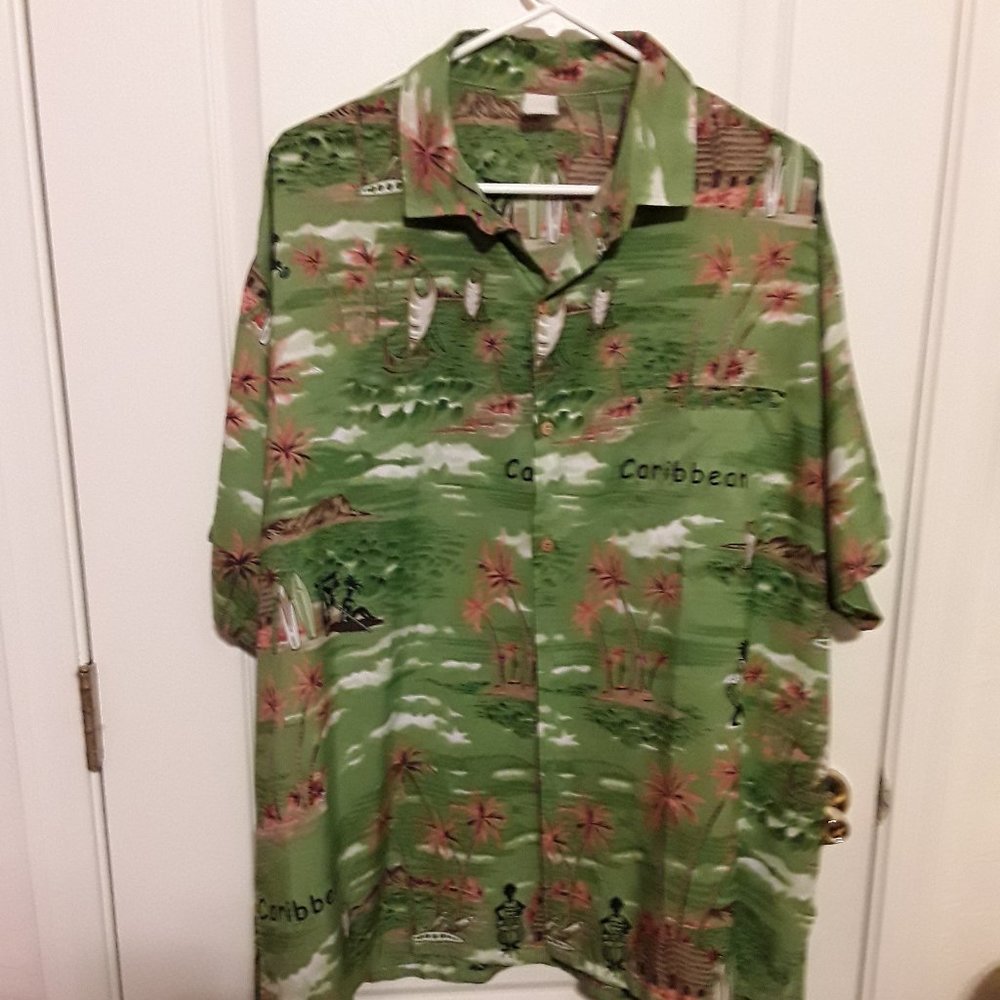 Green silky Caribbean tropical shirt size XL